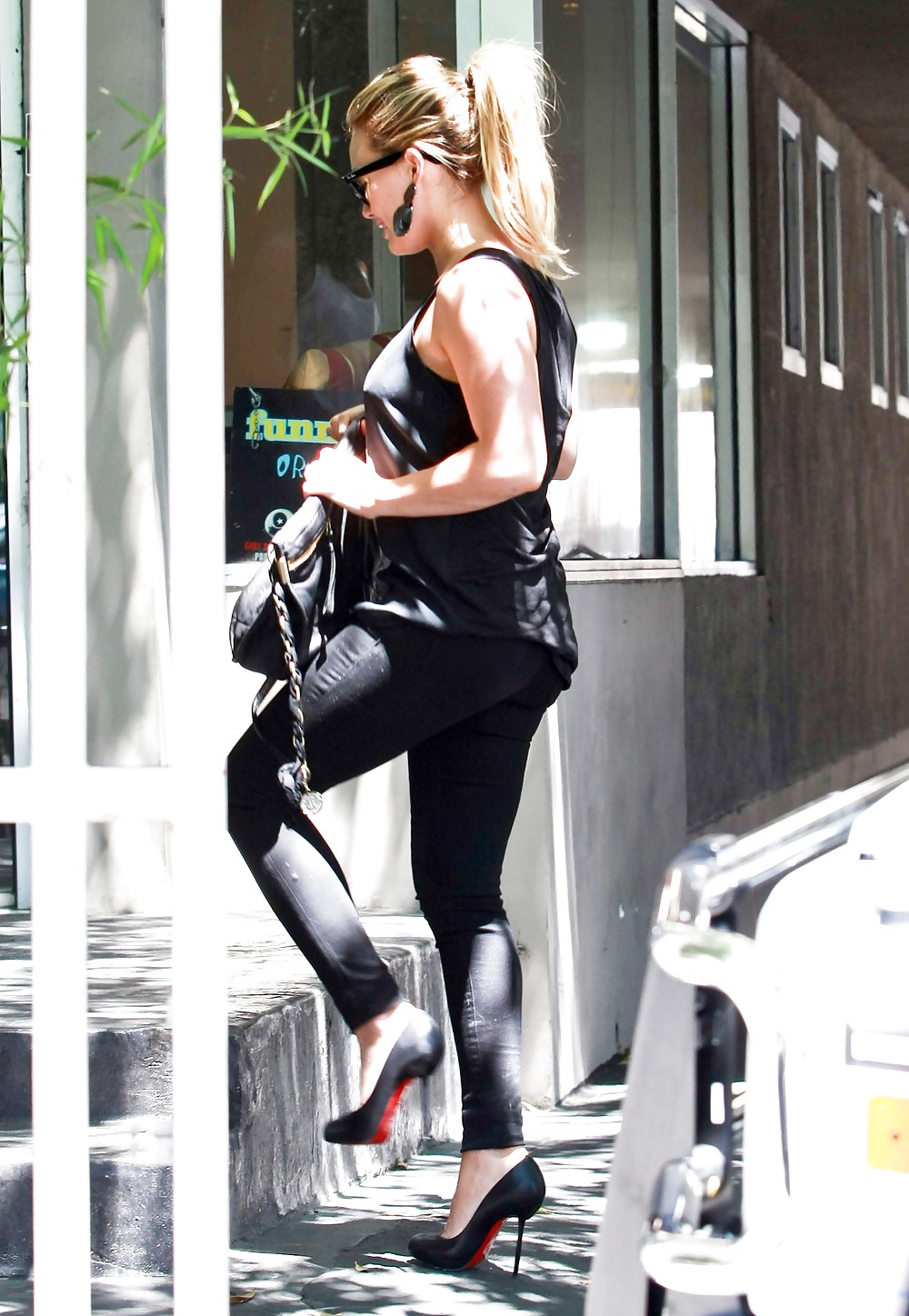 Hilary Duff July 19 at Funny or die studios #4753142