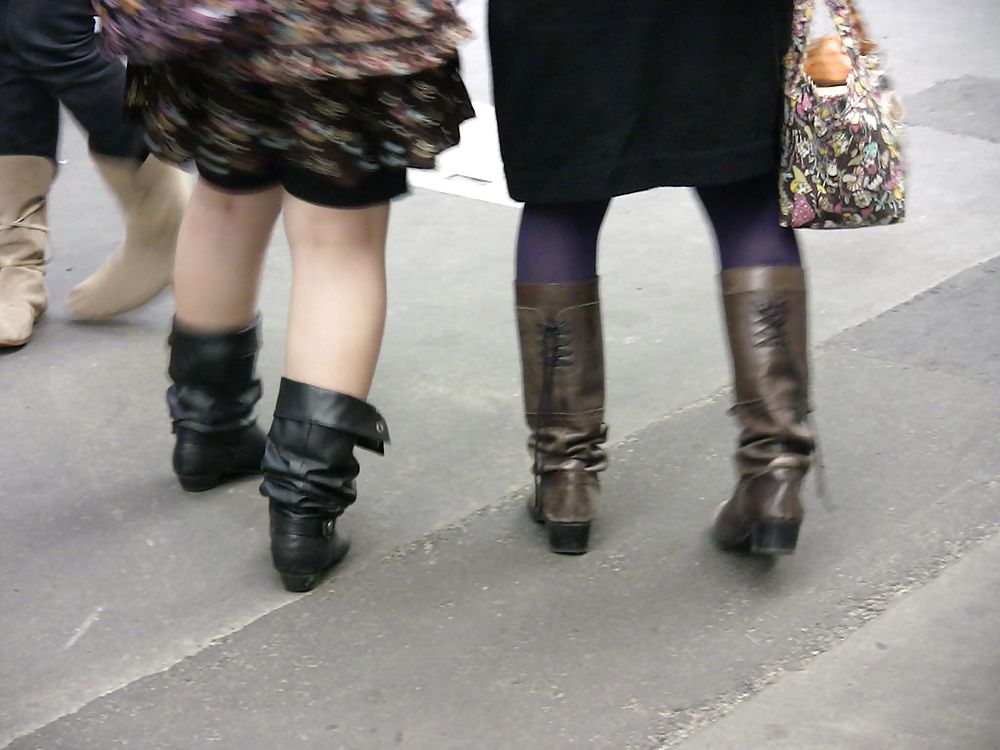 Japanese Candids - Feet on the Street 06 #3539660