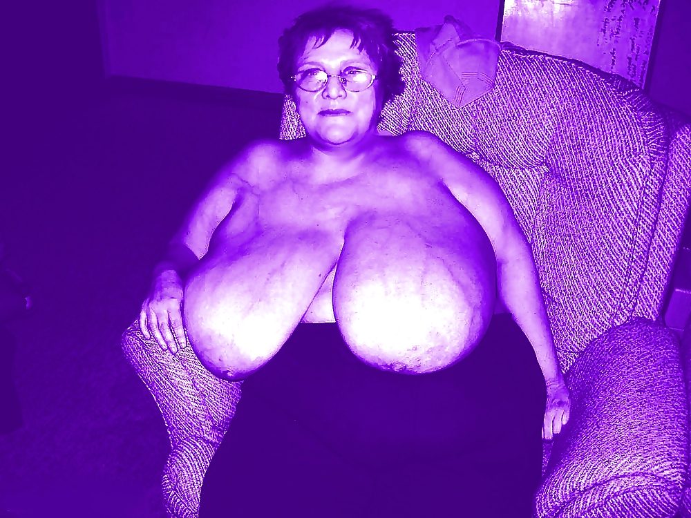 Impressionnant Bbw Gros Seins Et Galerie Porno #8901493