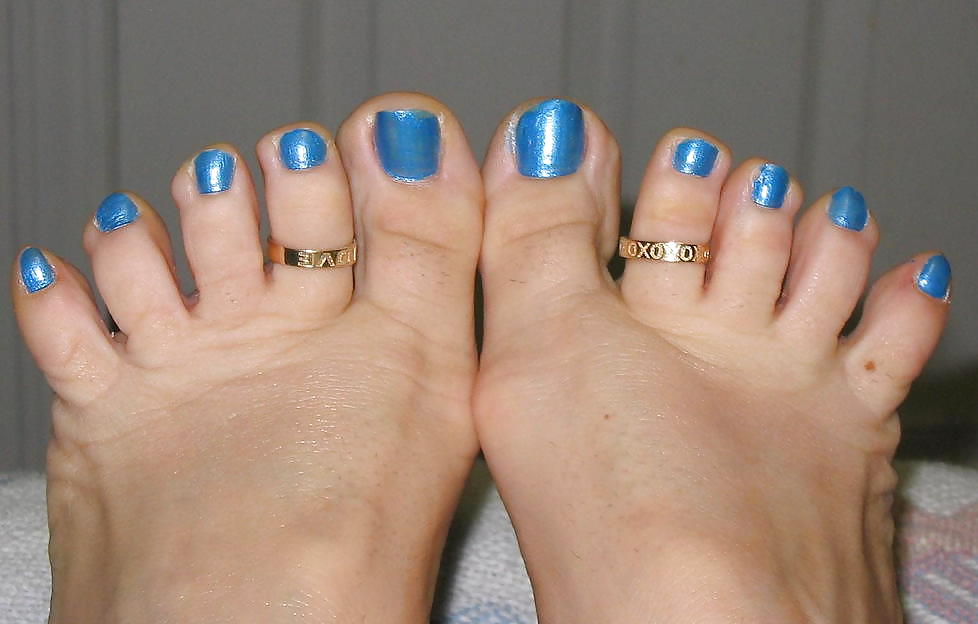 Feet and Toes I would love to lick,taste, and suckle #7719409