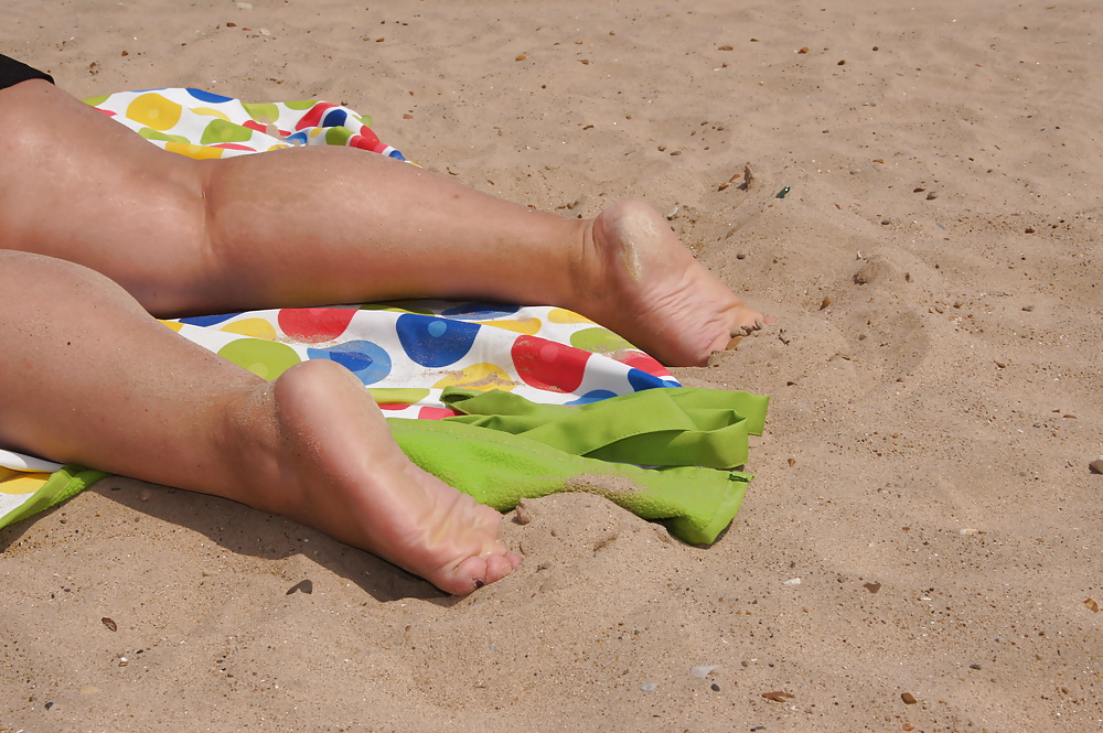 Candid Sandy Beach Feet Soles