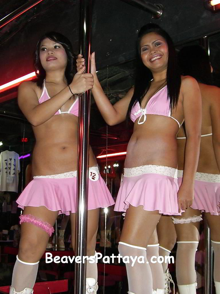 Thai bar ragazze ii
 #649877