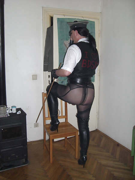 Transvestite Domina Madame Crudelitas #10222996