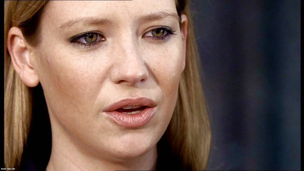 Anna Torv #15649836