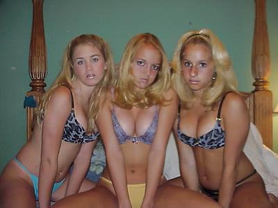 Naked Women in Groups #6064700