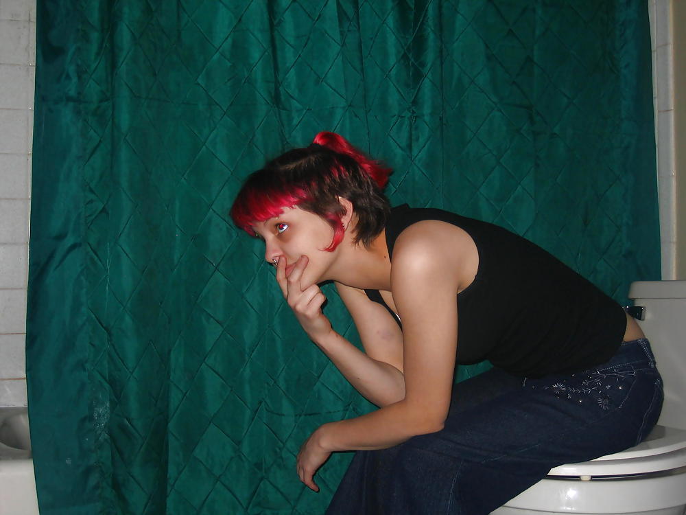 Amateur Cate #4434729