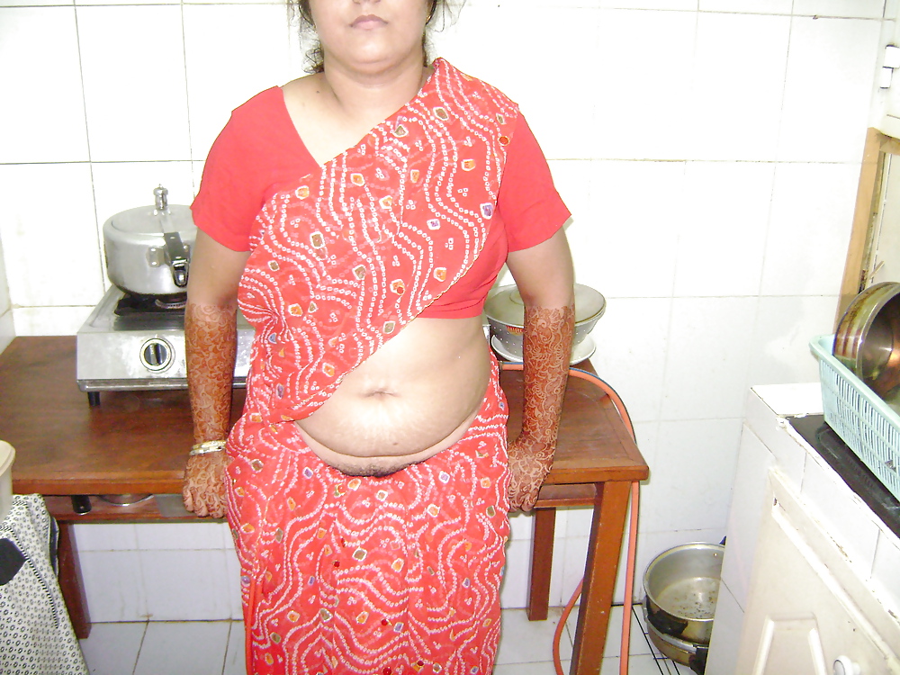Indian Aunty Saree Striping 4 #2874189