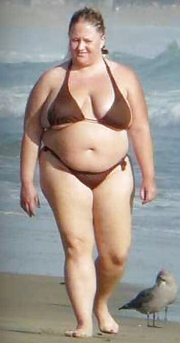 Swimsuit bikini bra bbw mature dressed teen big tits - 75 #15301596