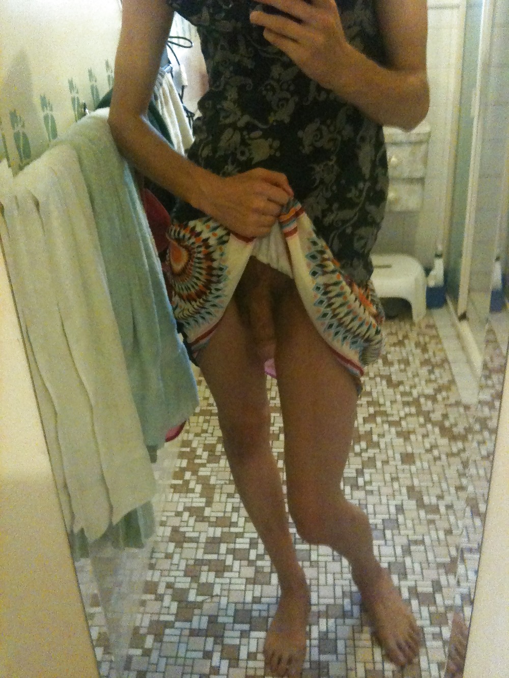 Flowery skirt #4075554