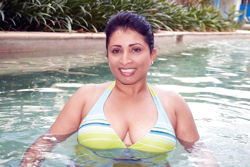 Nri milf aunty (geeta kapoor's girl)
 #9101098