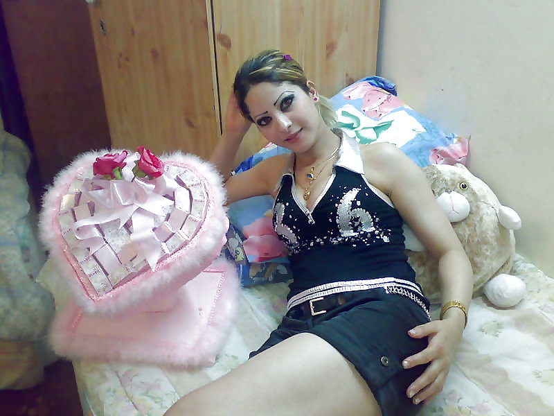 Fresh Random Arab Ladies 8 #9752939