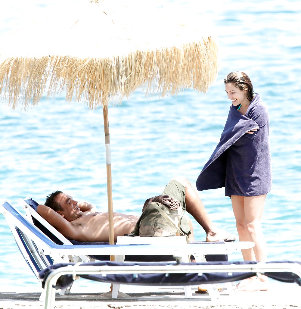 Kelly brook blue bikini (pokies) italy
 #4677127