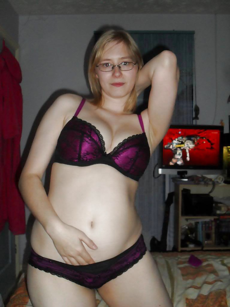 Knickers and bra's i'd wank into #16387325