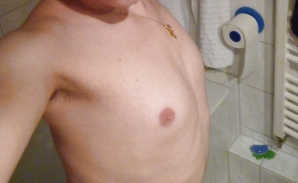 Some new pics of me :) rate them!