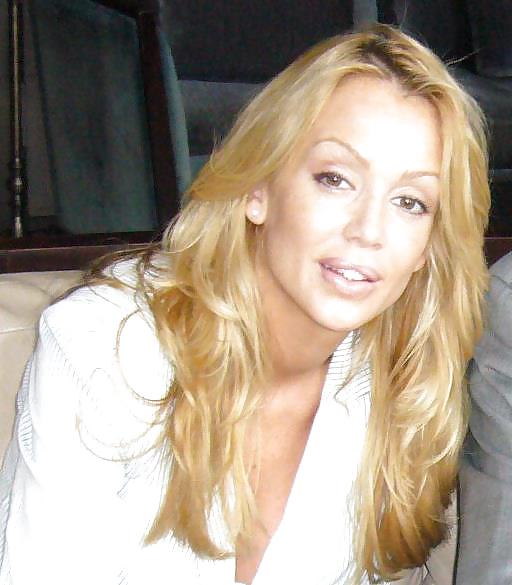 Milfs caliente # 12
 #19994747