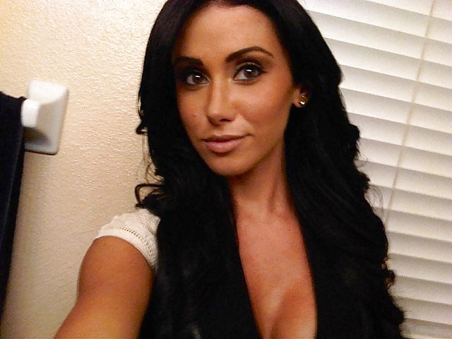 Milfs caliente # 12
 #19994788