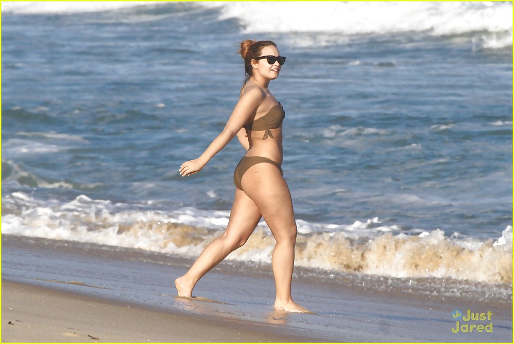 Demi Lovato - Sexy NEW Bikini Pictures #11126145