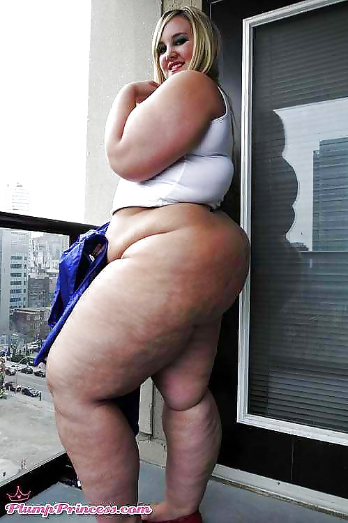 おいしい大きな女の子
 #13666897