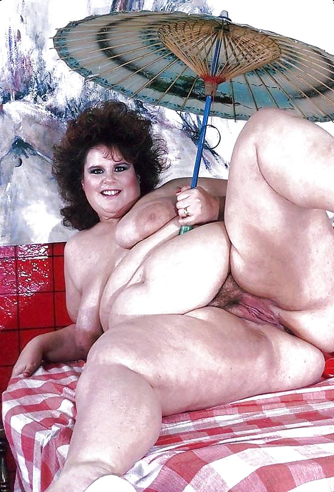 おいしい大きな女の子
 #13668011