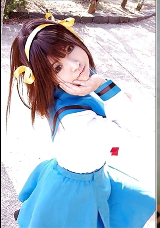 Monadas en uniformes japoneses
 #17152157