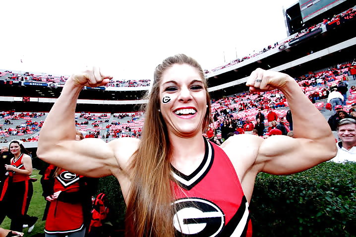 Suggestive Women With Muscles