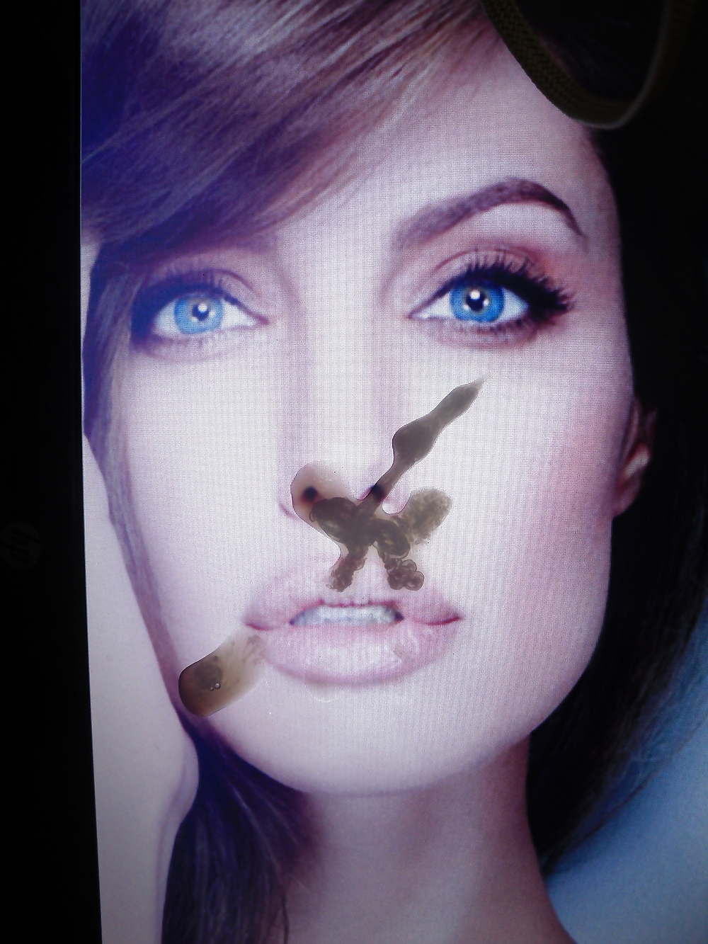 Cum on angelina jolie #9611780