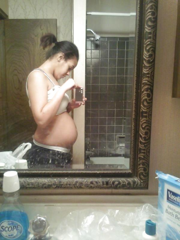 Amateur joven embarazada selfschor parte 3
 #3656556