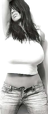 Enormes tetas en tops ajustados pt 3
 #9555300