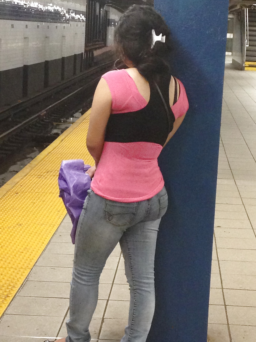 Nyc subway and railroad babes
 #19194504