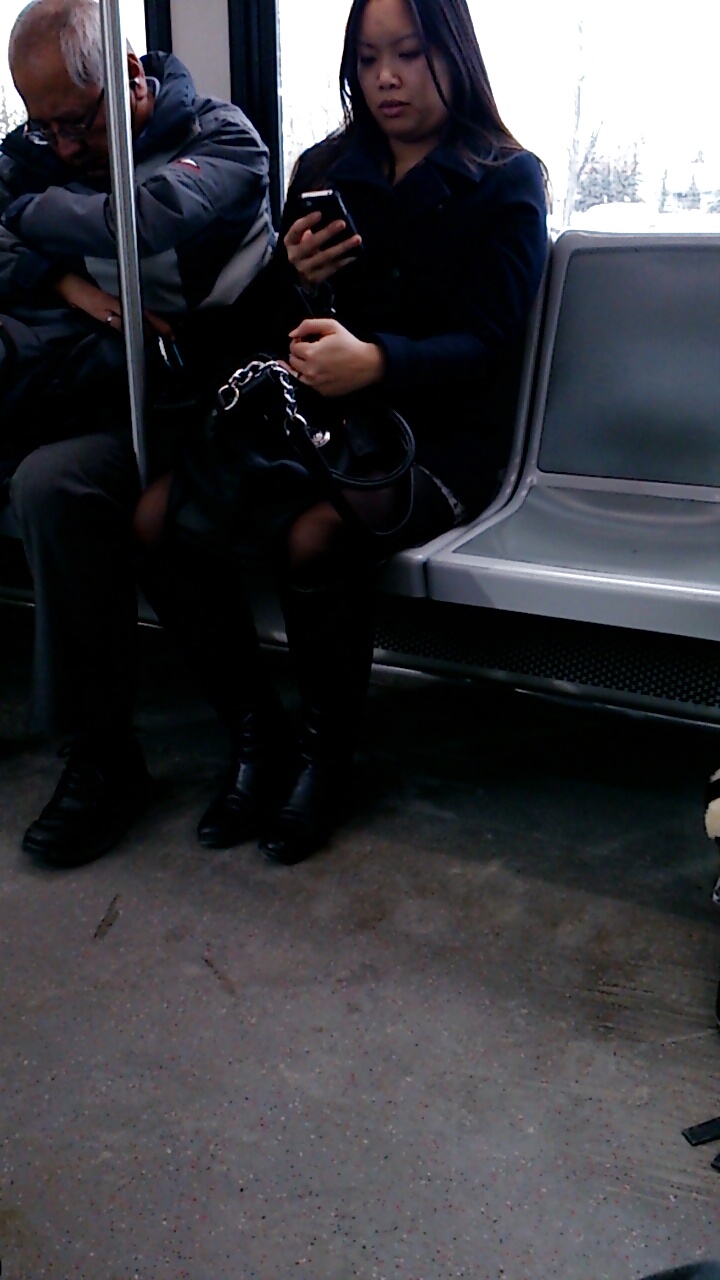 Voyeur - lovely ladies of public transit #22042347