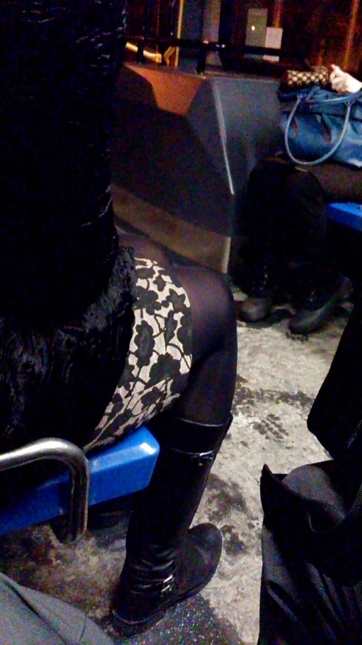 Voyeur - lovely ladies of public transit #22042443