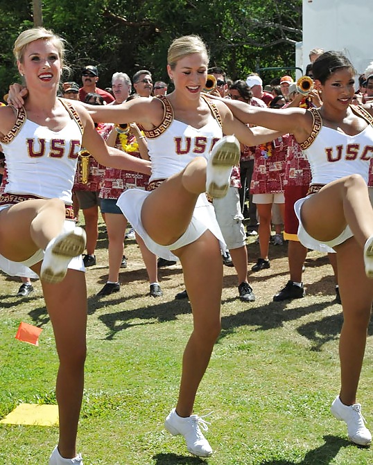 College Cheerleaders #4400205