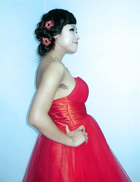 Photographie De Studio (belles Asians Avec Aisselles Poilues) #21150338