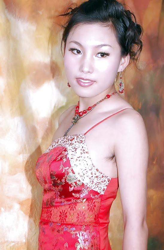 Photographie De Studio (belles Asians Avec Aisselles Poilues) #21150919