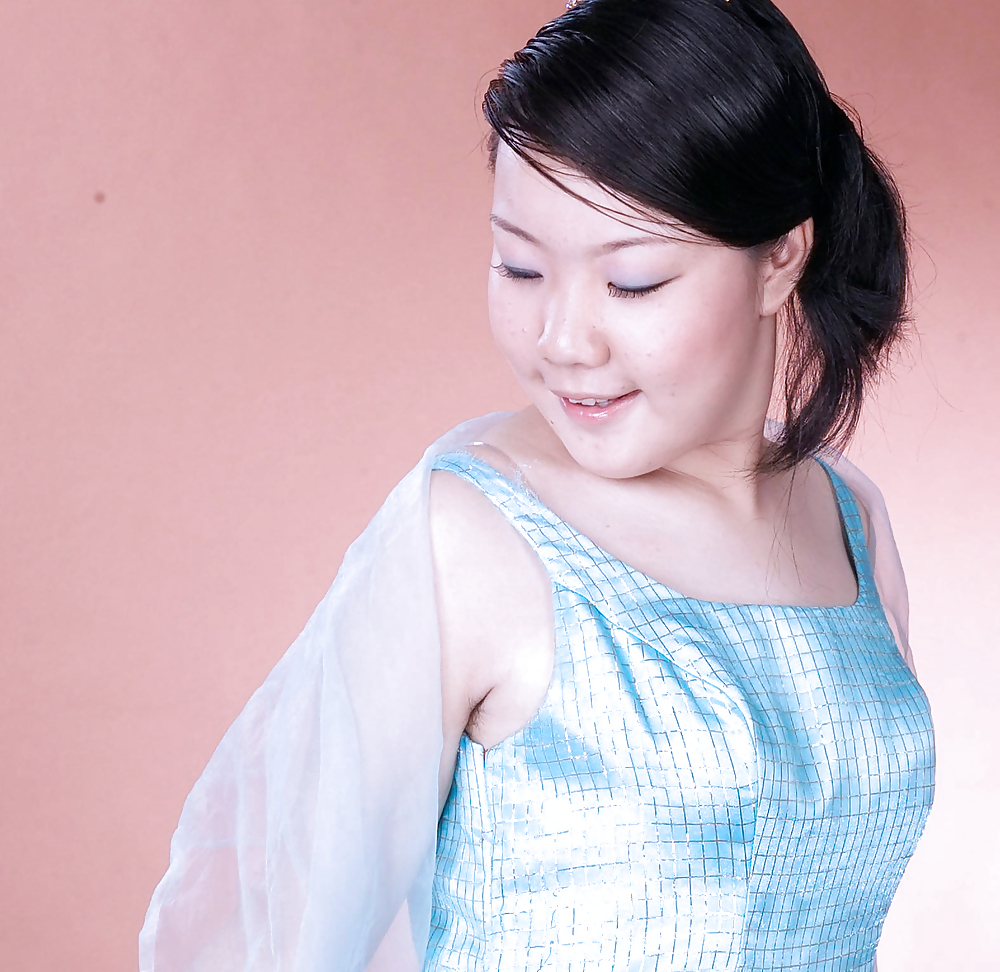 Photographie De Studio (belles Asians Avec Aisselles Poilues) #21152526