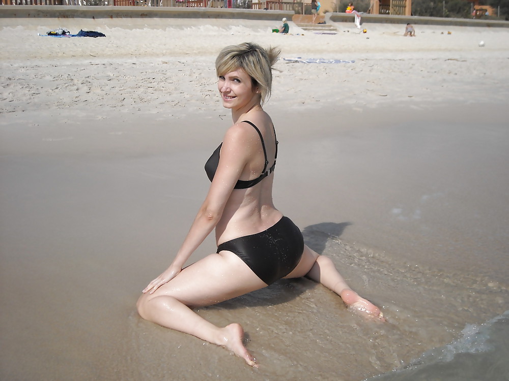 BEACH voyeur outdoors bikini panties mature teen group #22272528