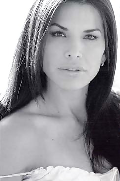 Lauren sanchez
 #18419911