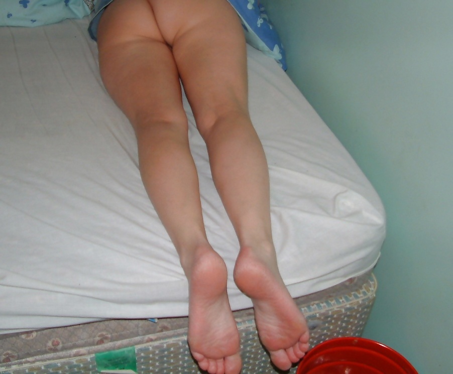 Autoerotic Horny ladies with horny toes