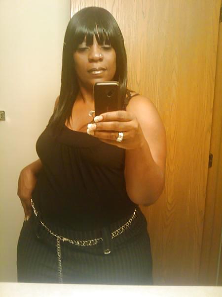 EXCLUSIVE PICS OF THICK BLACK MILF NAMED ANGIE #22803930