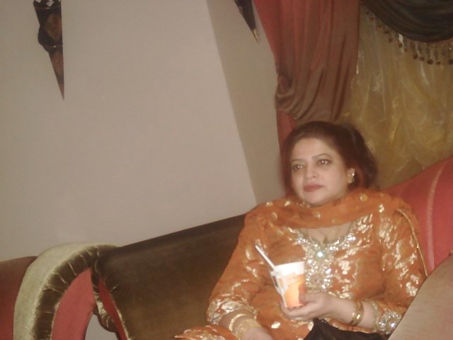 My paki aunt #2322875