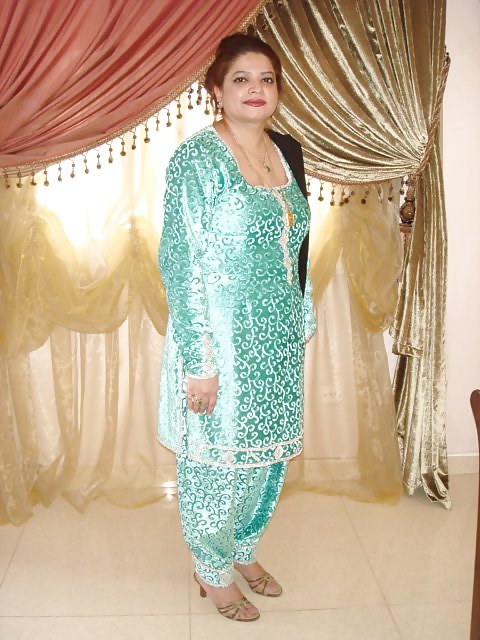 My paki aunt #2322897