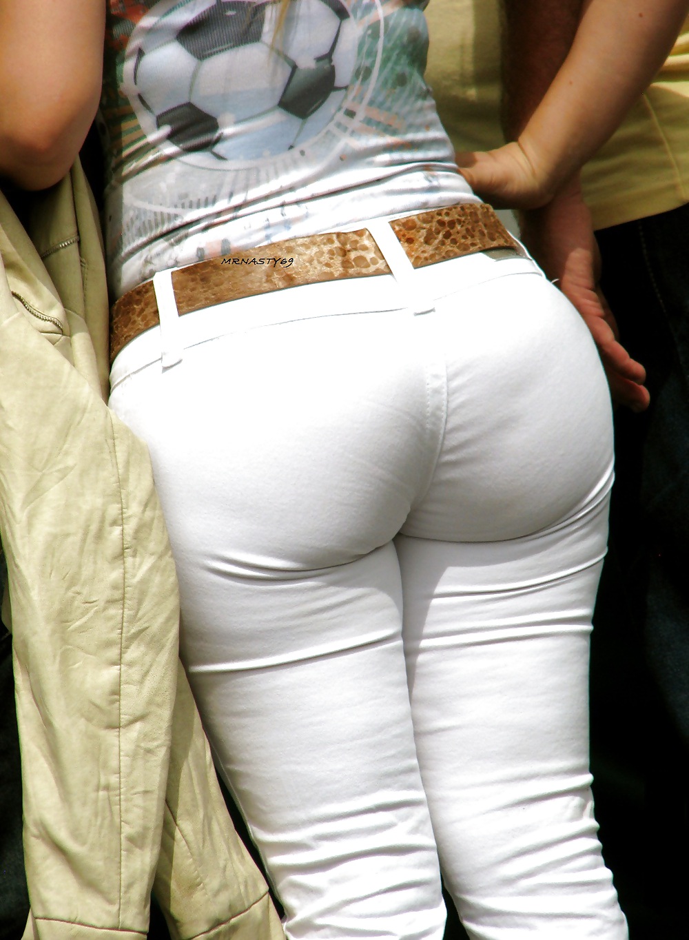 Wife In Tight Jeans #15 #15989573