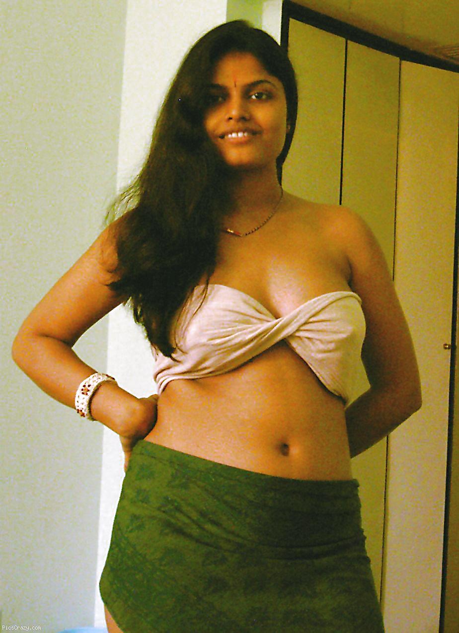 Tía india arpitha
 #2875943