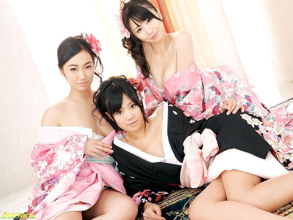 Nackte Mädchen Gruppen 005 - Uta Kohaku, Haruna, Sanae Momo #15839998