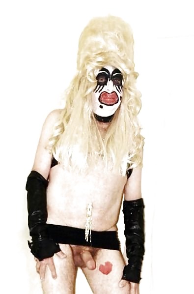 Rubia con poca ropa
 #13012396