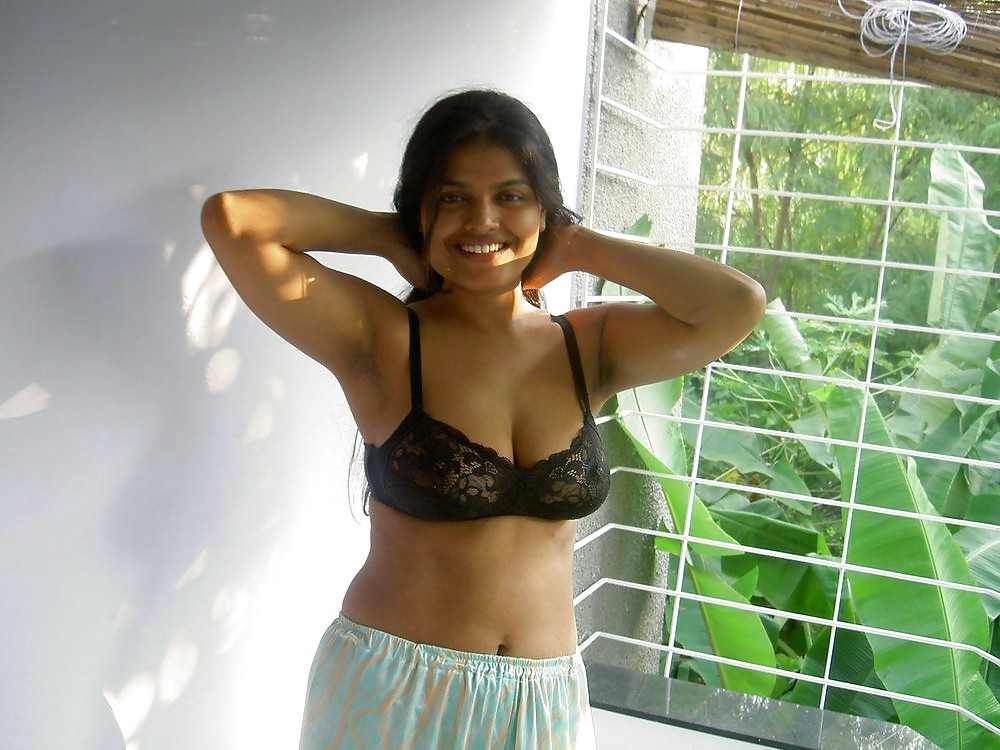 Arpita - Heiße Indische Frau #5841161