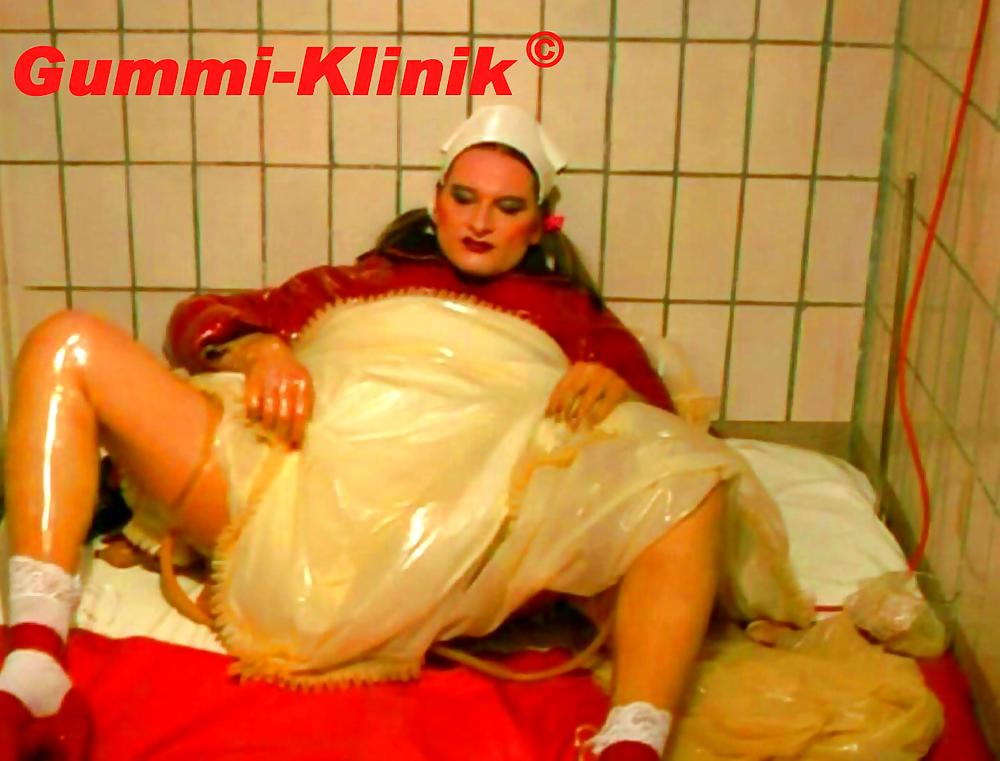 Kinky Tranny In Rubber Clinic