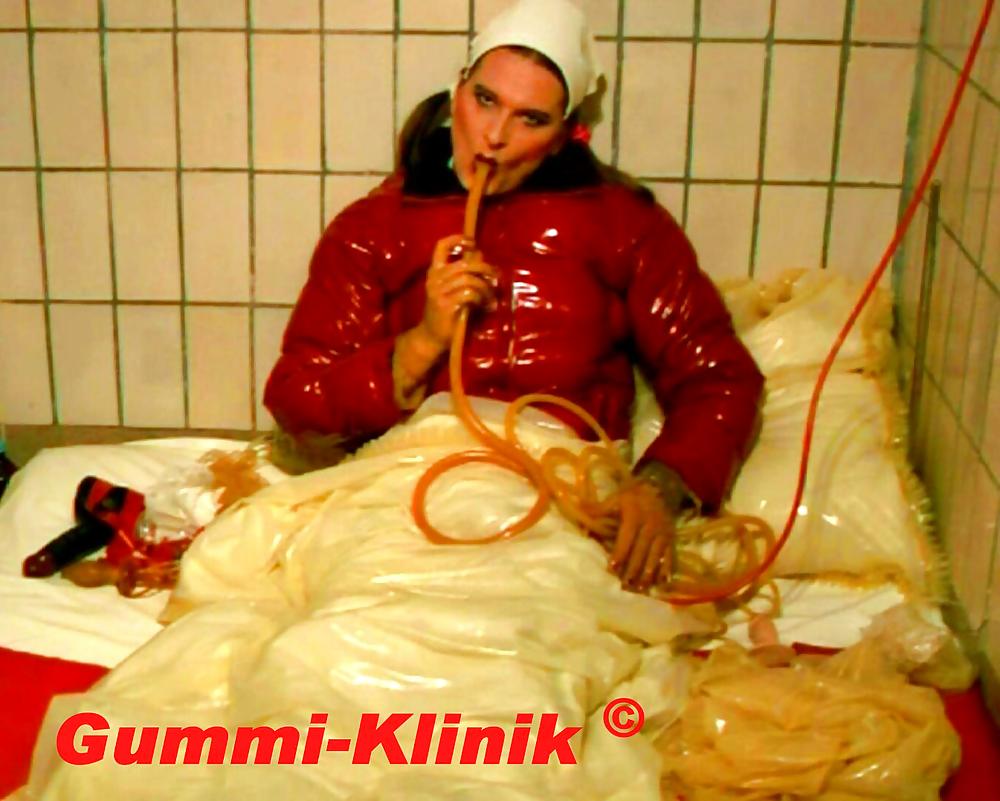 Kinky tranny in rubber clinic #444806
