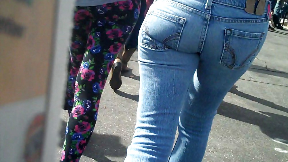 Teen ass & butt in blue jeans up close #8210155