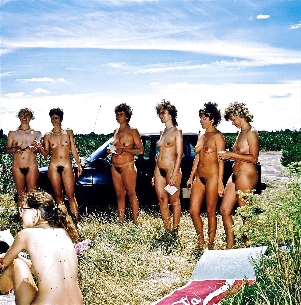 Vintage Nudisten 3: Teens & Milfs Natürliche Titten & Muschi #21242737